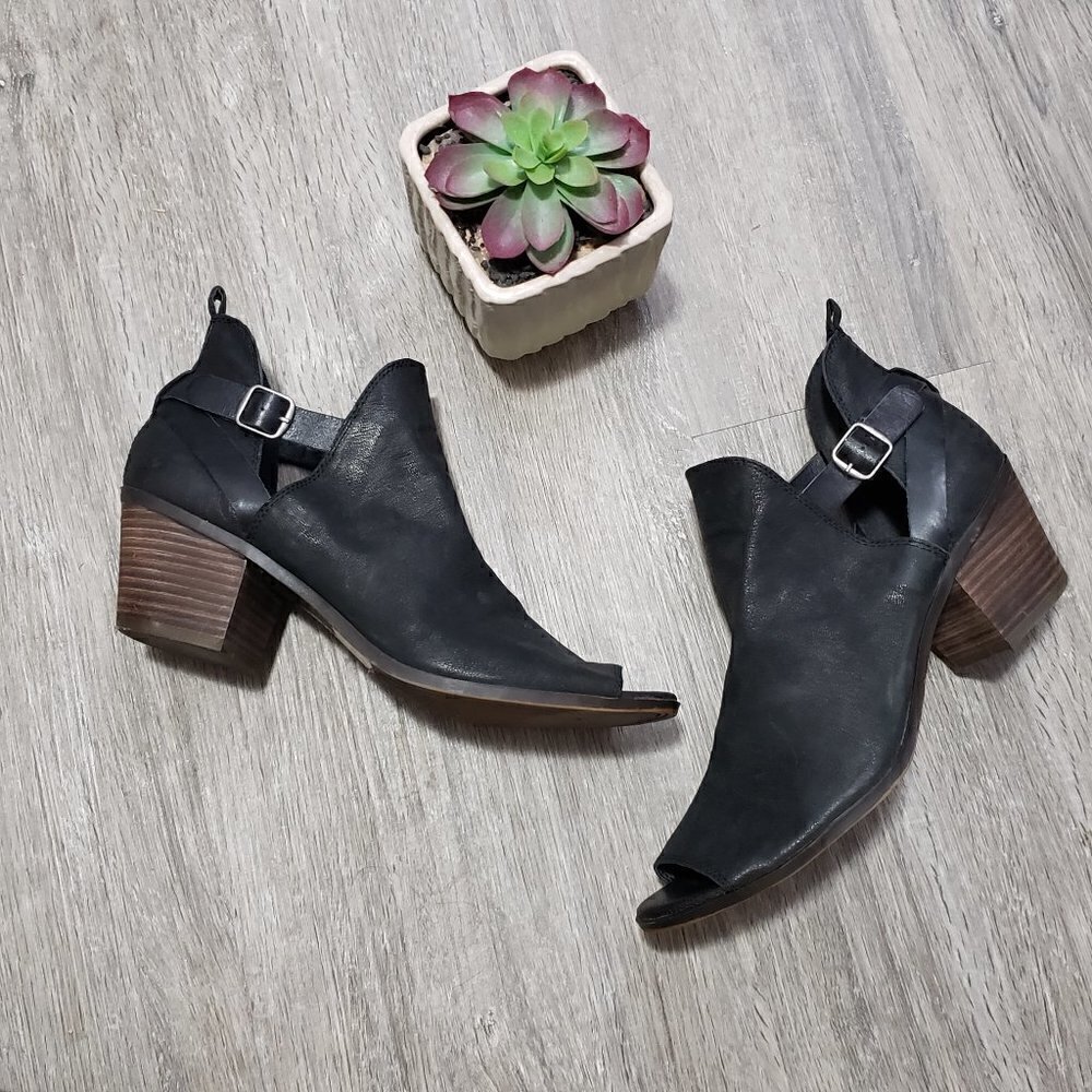 Lucky Brand * Black Leather Open Toe Booties * 9.5